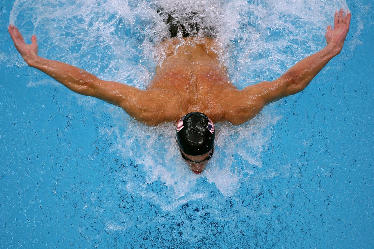 #MondayMotivation: "If it doesn’t challenge you, it won’t change you." - Fred DeVito 💪

📸: <a href="/GettyImages/">Getty Images</a>