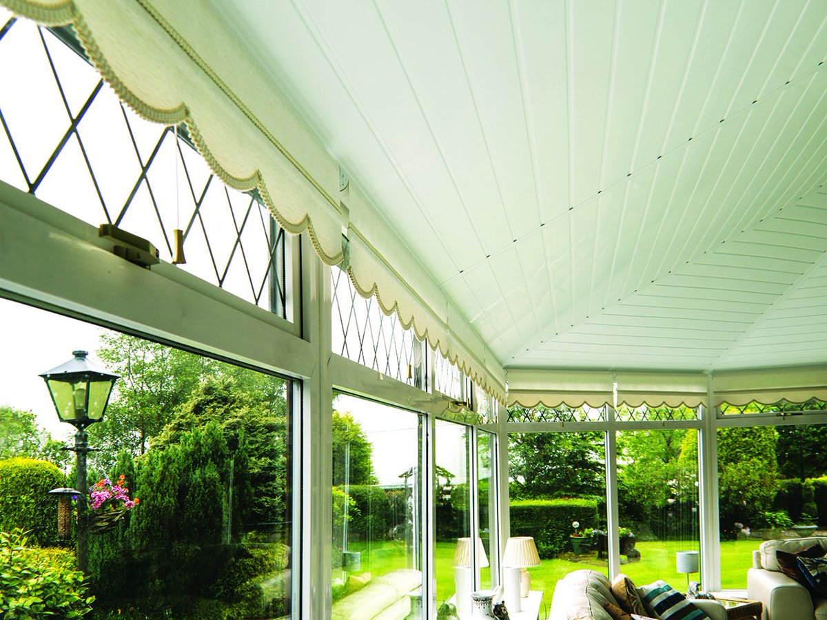 insulationsUK's tweet photo. New week, new conservatory! Summer will be here before we know it. Will you be enjoying your conservatory this summer? https://t.co/kEqLIBgYpo https://t.co/KXSrH1tp2S