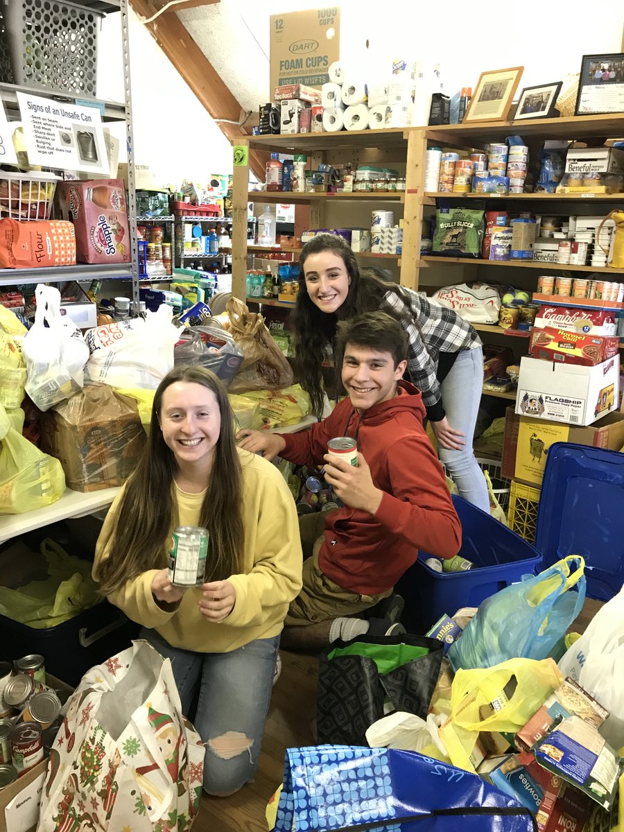 Kudos to GHS Interact Club members who collected close to 3,000 food items for the local community, and to Carmina Villegas’ fourth period social studies class, who collected the most food and won a pizza party! <a href="/GoshenHSNY/">Goshen H.S.</a>