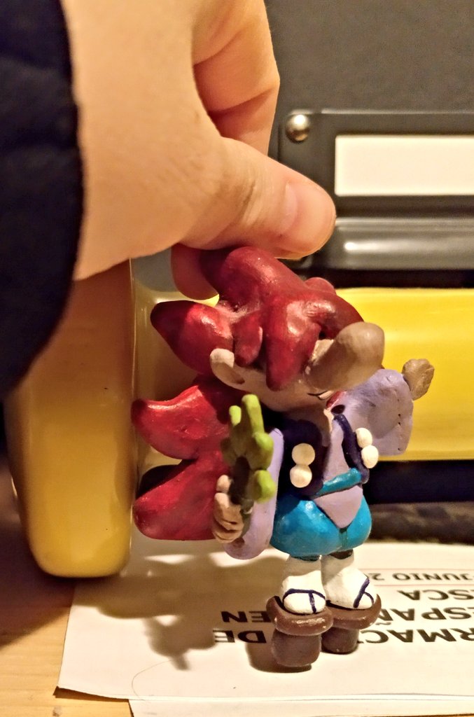 Martutifruti92's tweet photo. Flengu made in supersculpey.
#demon #yokai #flengu #homuratengu #tengu #YokaiWatch #yokaiwatch3
#γγ©γ³γ°θͺ #倩η #ε¦ζͺ #YΕkai #ε¦ζͺγ¦γ©γγ #supersculpey #figure #clay #sculpture #littedemon https://t.co/owD2LNF0Za