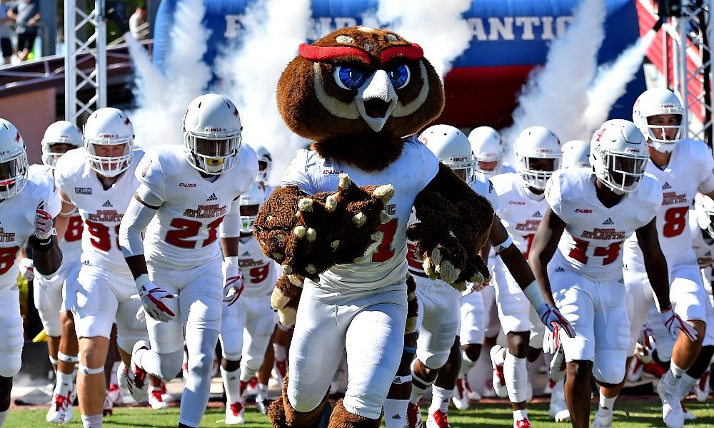DamonByrnes's tweet photo. I am blessed and honored to have earned my first D1 offer from the Florida Atlantic University! @USGFlagFootball @Coach_Ronacher @CoachJasonJones #goowls 🦉 https://t.co/jWcWZKJcB2