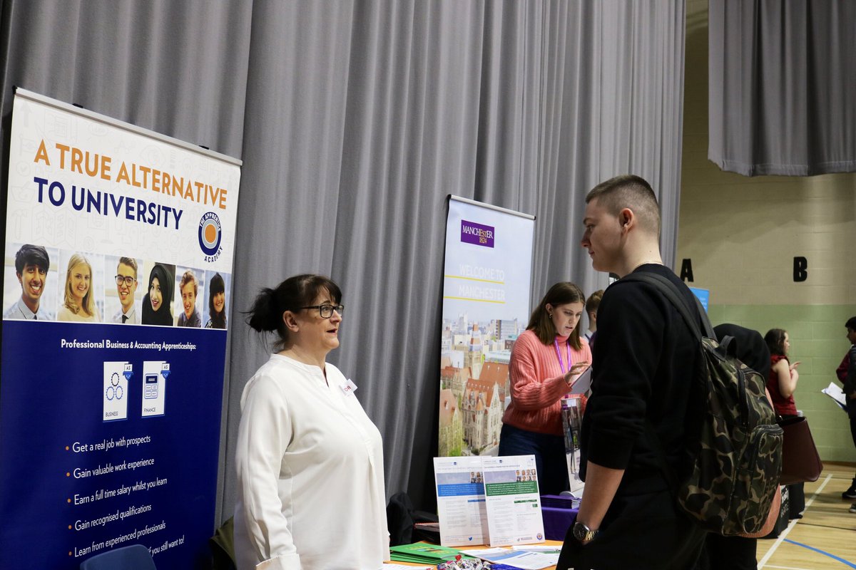 Fantastic to have a range of providers here at the college today including universities, apprenticeships and employers. #ImagineYourFuture