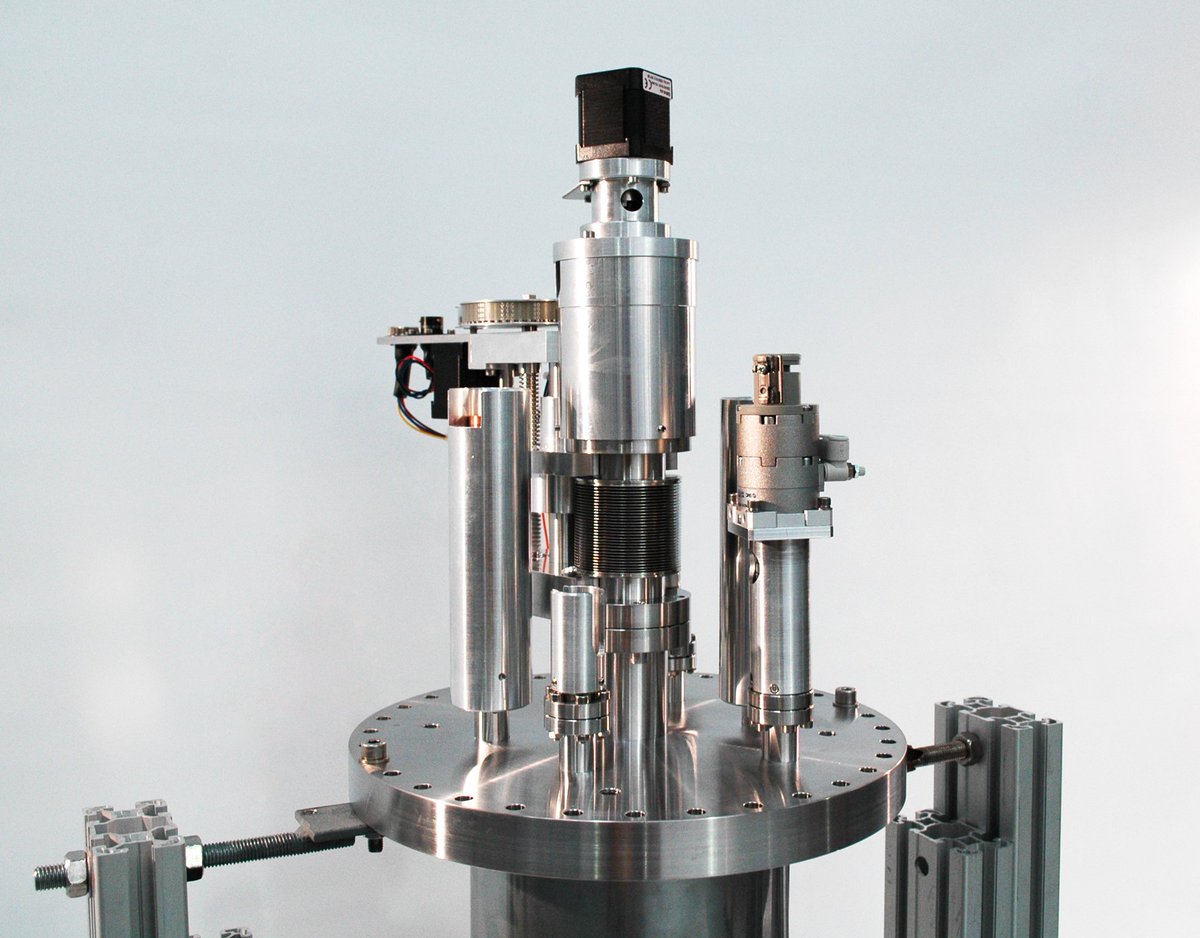 Sigma_SPM_XPS's tweet image. A dedicated sample stage is a very useful addition to any deposition system. 
It allows the operator to introduce the sample into the vacuum system with minimal preparation and effort. 
Learn more here: bit.ly/2FpTw8f
#MantisSigma #RotatingandHeatingSampleStage