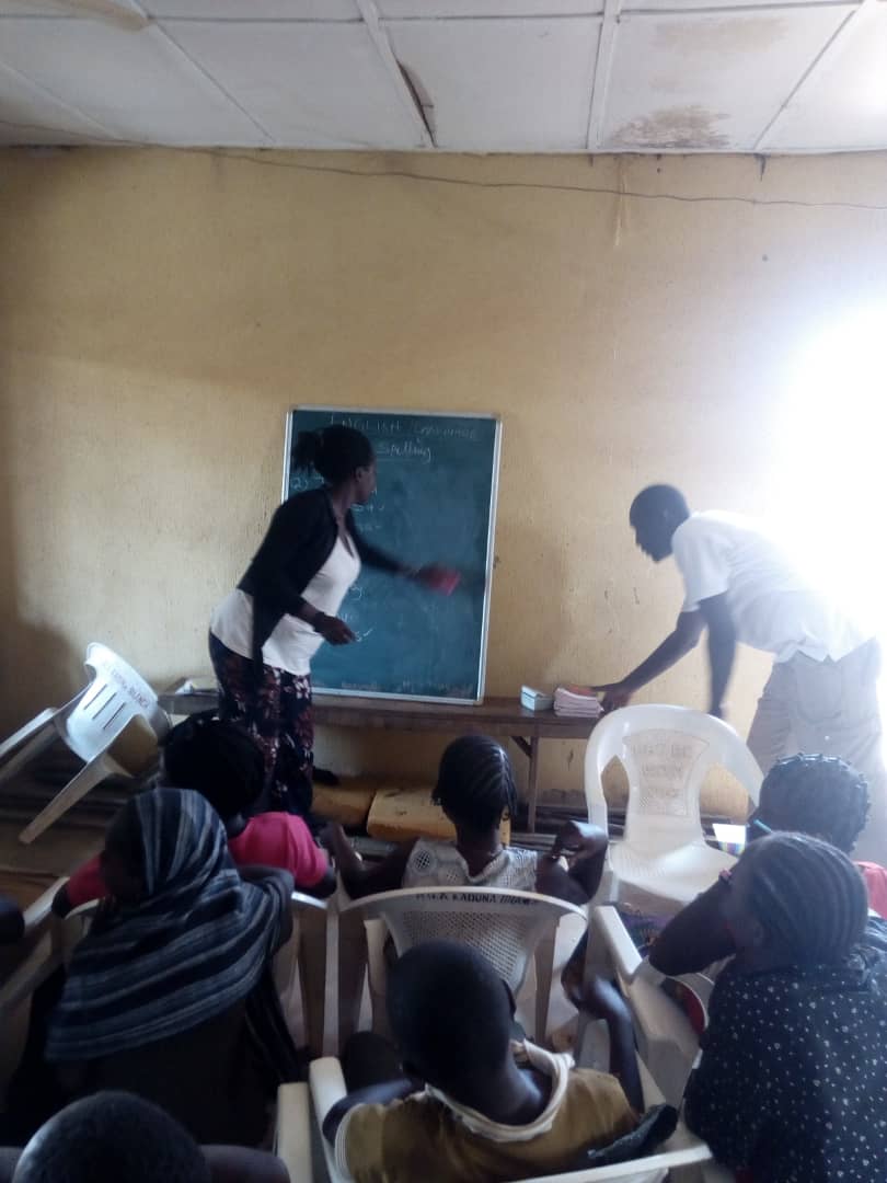 GPupdate's tweet photo. @GPupdate Making the world a better place to live in peace and harmony with each other. Free Education in progress as we continue with the Adara town hall IDP camp Kaduna State - Nigeria. #ISupportGurara @EU_Commission @EU @Connected_dev @childrensociety @UN @UNHumanRights @UN_SP https://t.co/FZ9JwAXQCc