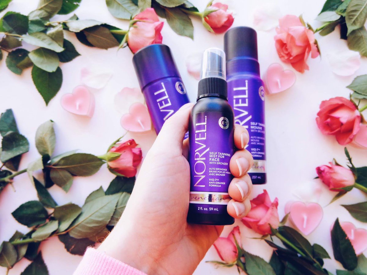 Norvelltan's tweet photo. Norvell Venetian 4-Faces Facialspray is your ultimate face tanning companion. No clogged pores, no bad odour, just golden bronzed skin 😍💜🌱 @_bilgi_ #norvelltanning #norvellsunless #facetan #faketan #tanning #skincare #beauty #antioxidants https://t.co/byIk5UDNDi