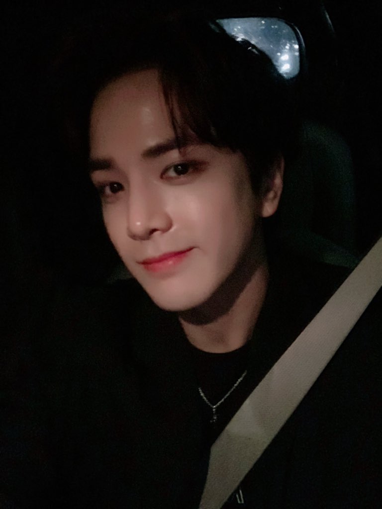 WE_THE_BOYZ's tweet photo. (영훈) 아이돌 라디오 오늘 너무 즐거웠습니다 항상 응원해주시는 우리 더비 여러분 너무 감사해요 !! 앞으로도 더 열심히 할게요 아이돌 라디오 포에버!! 🤗🤗 https://t.co/g9JfM9fBb5