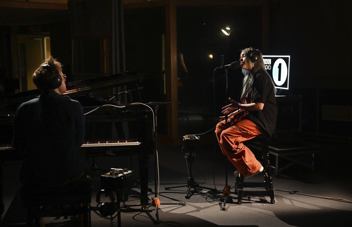 Universal Music Publishing UK (@umpg_uk) on Twitter photo 😍 <a href="/billieeilish/">billie eilish</a>’s @bbcr1 Piano Session is something special. Watch a stripped back version of ‘when the party’s over’ 👇
#BillieEilish #BBCR1
bit.ly/2K9n53R 😍 <a href="/billieeilish/">billie eilish</a>’s @bbcr1 Piano Session is something special. Watch a stripped back version of ‘when the party’s over’ 👇
#BillieEilish #BBCR1
bit.ly/2K9n53R