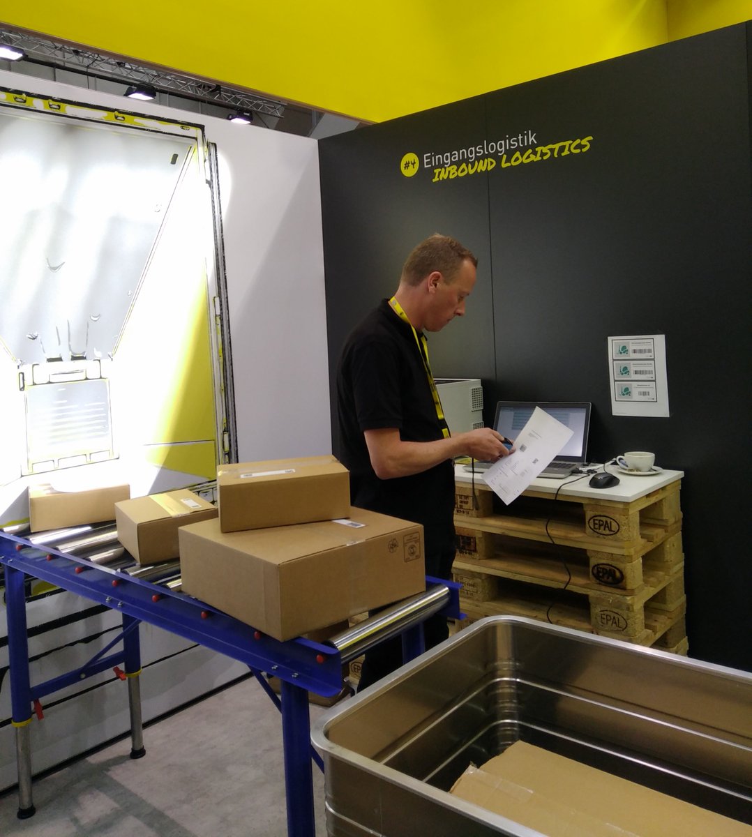 abasERP's tweet photo. Die richtigen Produkte in der richtigen Menge zur richtigen Zeit am richtigen Ort. Kein Problem, richtig? 🤯 Richtig 😎 Mit der Digitalisierung der Eingangslogistik. Wir zeigen es Dir in unserer Smart Factory. #digitalordead #transformationcamp #abaserp https://t.co/kwWC52F6z5