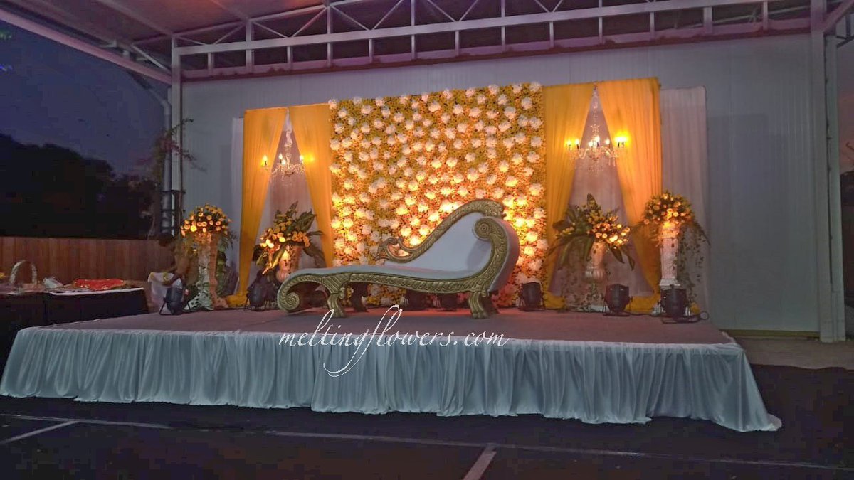 meltingflowers's tweet photo. Wedding Resorts In Bangalore That Tops The List.
https://t.co/jMbPgsnhRa
#WeddingVenues #weddingHotels #WeddingResorts #WeddingHall #BanquetHall #WeddingDecor #Bangalore #WeddingTips #ReceptionHalls #GardenWedding #OutdoorWedding #KarnatakaWedding #Karnataka https://t.co/NYT8T6CltN