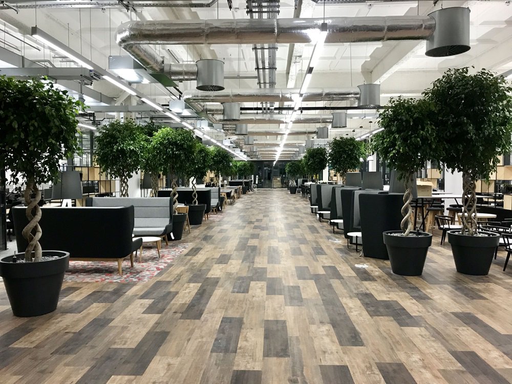 A huge congratulations to our fantastic interior fit out tenants IDAco who won   the Refurbished/Recycled Workplace, Midlands and Central England, category at the <a href="/BCO_UK/">British Council for Offices</a> Awards for the @WSP_UK Mail Box Birmingham ...thoroughly deserved 👏🏼👏🏼 #ThisIsThePlace