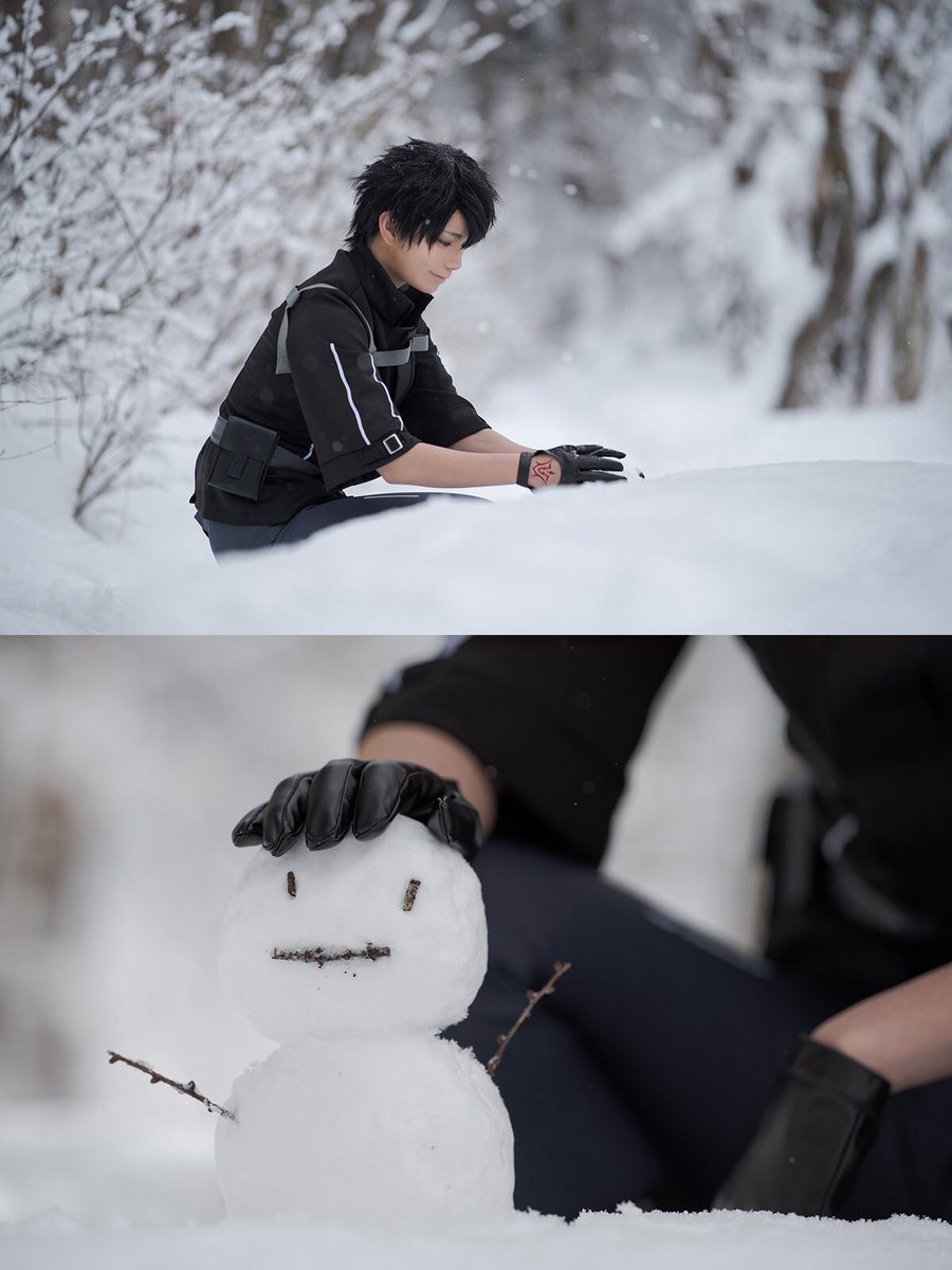 ゆう 通販発送予定は6月です 雪だるまが隣にいるのを忘れてキメ顔をしているシュールな写真 1枚目 と マイナス気温の中半袖で本気で雪遊びをするいい歳した大人の図 ゆう 通販発送予定は6月です 雪だるまが隣にいるのを忘れてキメ顔をしているシュールな写真 1枚目 と マイナス気温の中半袖で本気で雪遊びをするいい歳した大人の図
