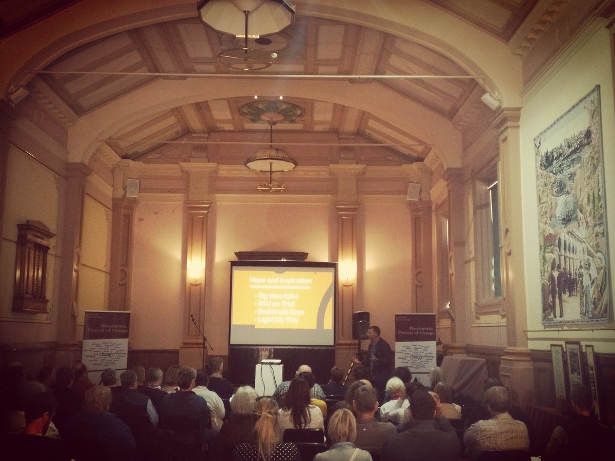 SallyRodgersAU's tweet photo. So much positivity in people and place tonight as Paul Ryan spoke about "Why Social Change?" @FestOfChange #ChangeMakers #SocialGood #Beechworth #BFOC2019 https://t.co/fzuEo7kOLV