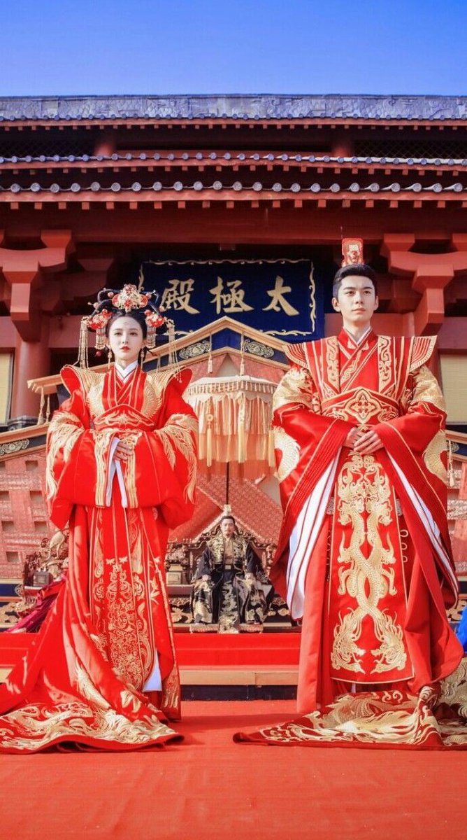 oranges_Su's tweet photo. missing them the grand red #东宫 #GoodbyeMyPrincess #彭小苒  #pengxiaoran #ChenXingXu #陈星旭 https://t.co/sS15Tnn5Ly