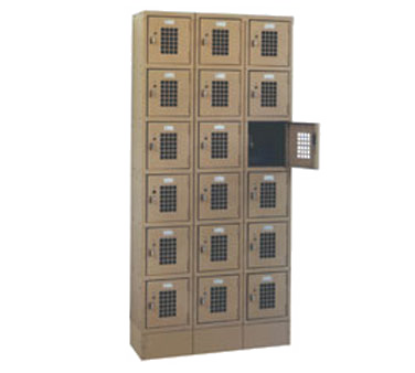 Winholt's tweet photo. Employees need a secure and safe place to secure their belongings. Winholt has the solution for your operation. When you are designing your next project don't forget to specify a Winholt locker.
#winholt #winholtequipment #lockers #steel #storage #buynow #specnow #expressship https://t.co/fzycaVVWpI