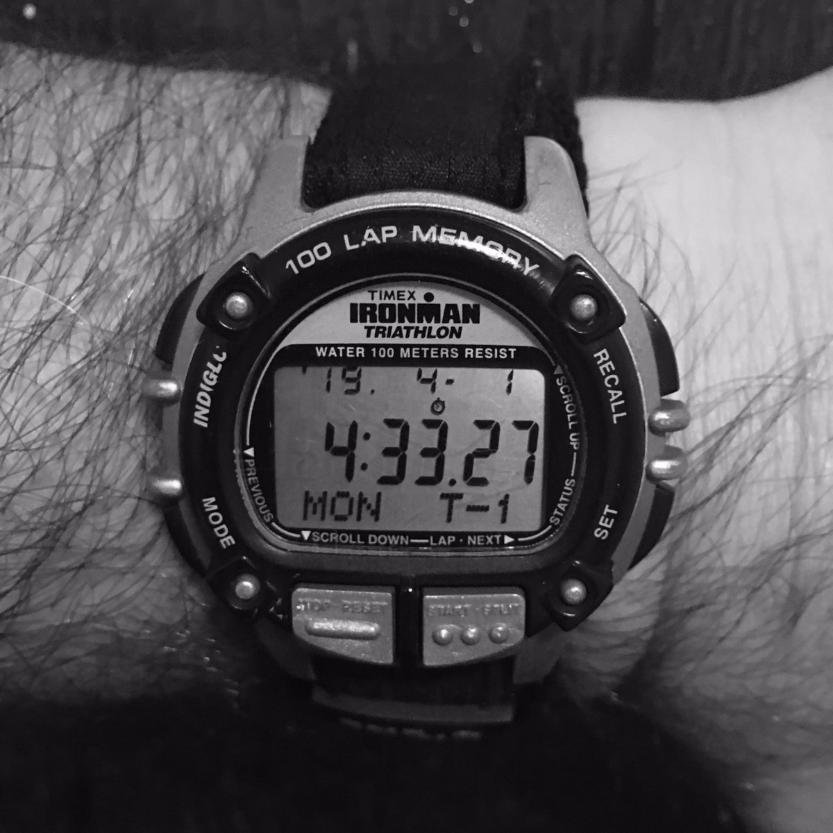 jockowillink's tweet photo. It is early, I’m tired, and I don’t really feel like getting after it. I’m going to go back to sleep and I’ll wake up whenever. I’ll do what I need to do later, when I feel like it. I’m just not ready for Monday...

April Fools.
GET SOME. https://t.co/dBdIzWn40j