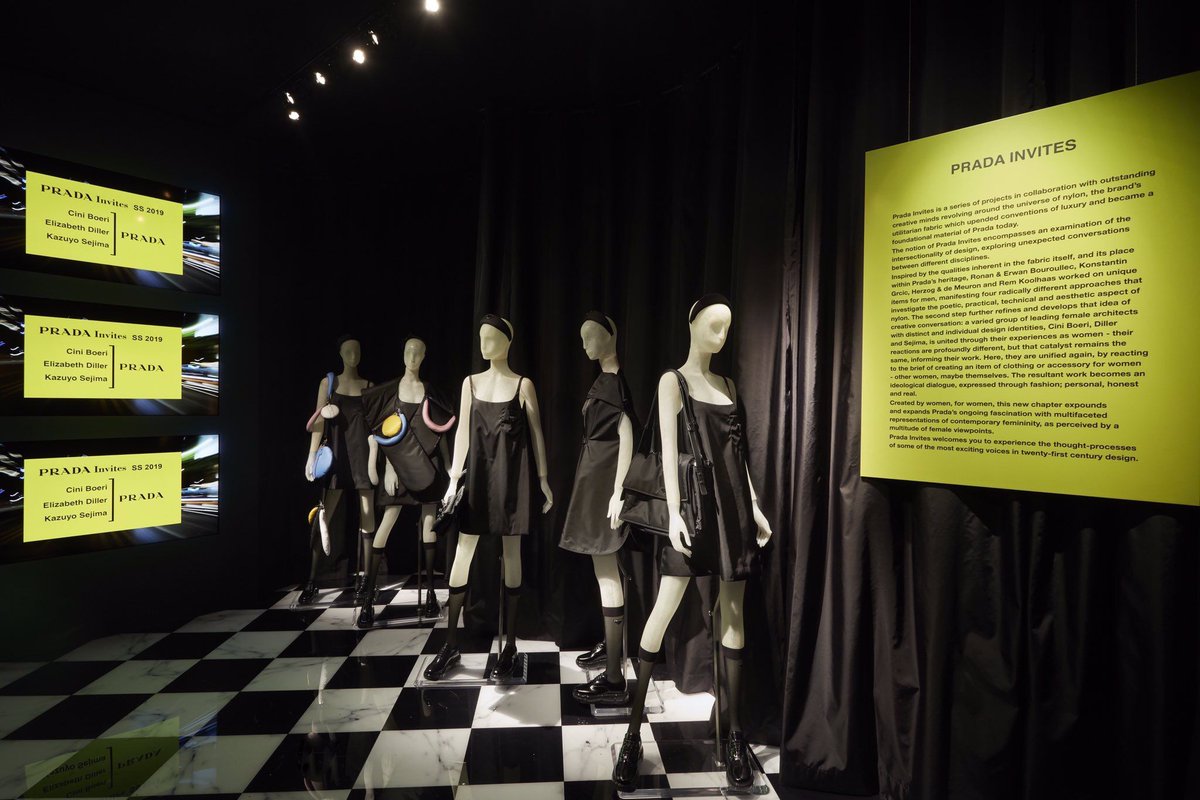 prada_japan's tweet photo. #ArtBaselHongKong に合わせて開催されたカルチャーイベントプラダ モード 香港の舞台となった大館(Tai Kwun)の營房大樓(Barrack Block)。リンクをタップして、伝統的なラウンジ、ギャラリー、プライベートサロンからなるクラブを体感。
https://t.co/bw4bSsPtXq
#PradaModeHK
#Prada
#プラダ https://t.co/5OM3xL5lBT