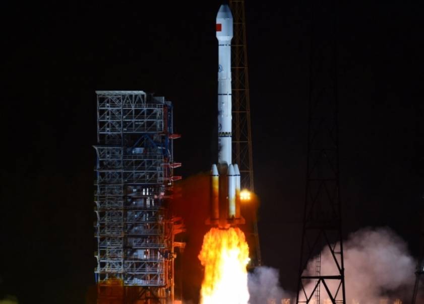 LatamSatelital's tweet photo. #China 🇨🇳 lanzó el satélite de comunicaciones #TianLian2-01
El primer satélite geoestacionario de 2da generación para retransmisión de datos fue puesto en órbita mediante un vehículo #CZ3B. Tianlian-2 01 fue fabricado por CAST sobre la plataforma #DFH4
https://t.co/YLwlKozTVL https://t.co/hrZFyG1SPT