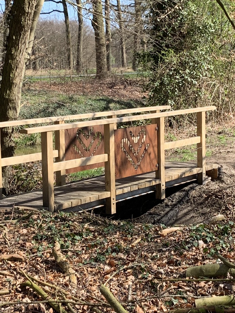Het_Liefdespad's tweet photo. Is t geen plaatje? #Liefde voor de #lente https://t.co/pinRtr3rnQ