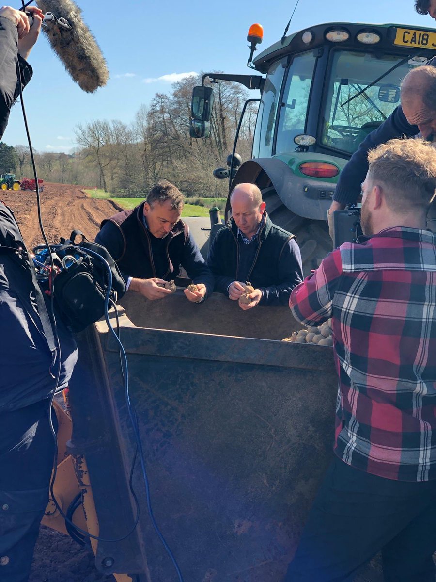 We had a wonderful time filming  for @BBCCountryfile last week. Stay tuned over the next few weeks 👀 #twofarmerscrisps #herefordhour