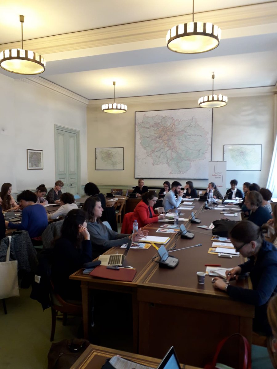 CentreHubertine's tweet photo. Le comité d'orientation de l'Observatoire régional des violences faites aux femmes du @CentreHubertine débute. L'objectif ? Rappeler les actions menées en 2018 et celles à venir pour 2019 pour lutter contre toutes les formes de violences faites aux femmes ! #ORVF #StopViolences https://t.co/yLHYzIdsKc