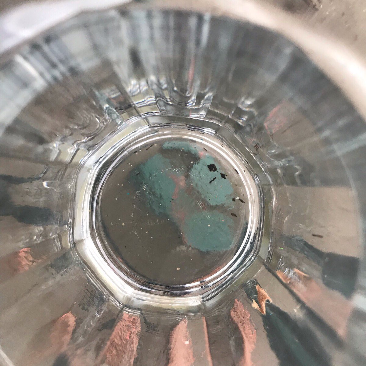 trinitypaintbox's tweet photo. Turning everyday things into art. Create an abstract image found in an everyday object. Crop the image and use it for a small piece of work... 👉join our Facebook group https://t.co/lg0SjW74FL #pastel #artworks #creative #paintings #artclass #abstractart #Art https://t.co/bcz9YLeaWp