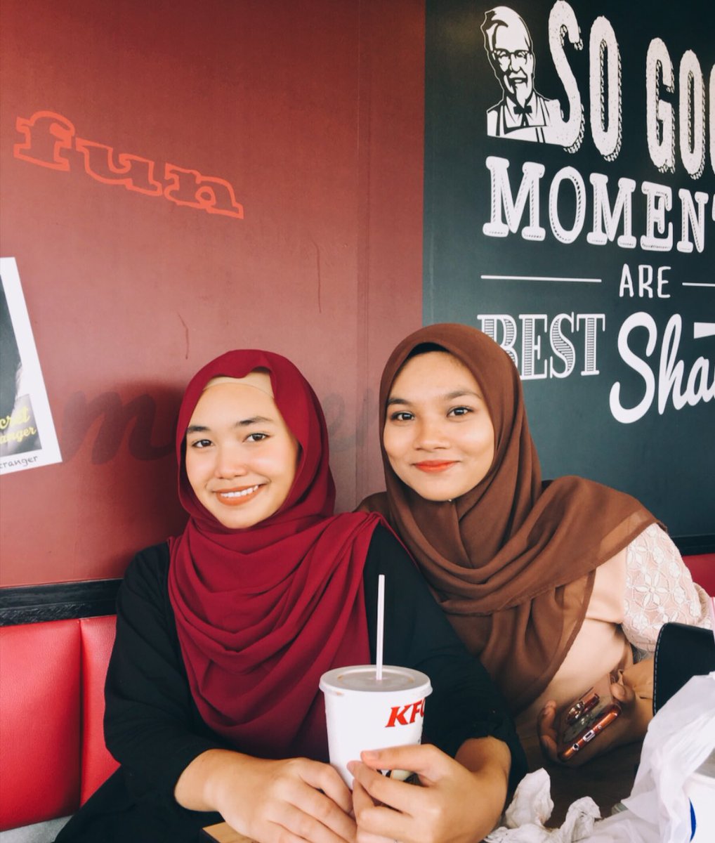 ainsymm's tweet photo. Girlfriends are important too💗. Reply this tweet with pics of your bestfriends <3 https://t.co/wOadj3W1sw