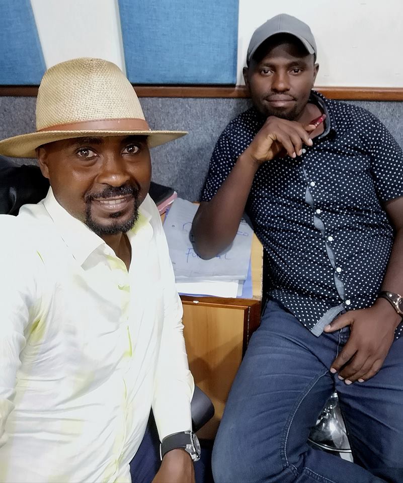 kameme101's tweet photo. Issa Monday edition ndani ya #Thingira na @mannyari2 na @kamaukamlesh tukunengererie ndeto paaaaaaa!!! SMS 20014 https://t.co/GvCSD7iiPY