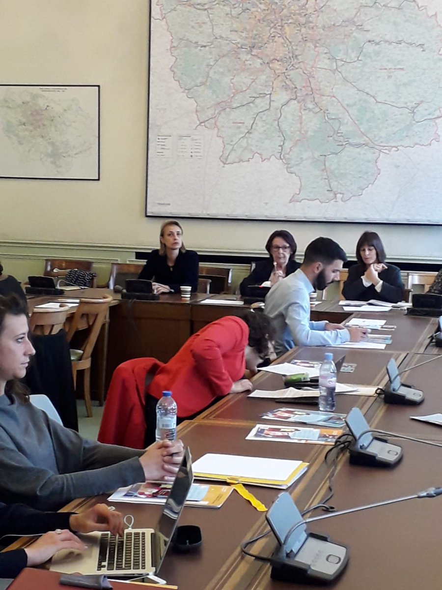 CentreHubertine's tweet photo. "37 femmes tuées en France depuis le début de l'année. 9 femmes victimes de violences sur 10 vivent au moins 1 forme de cyberviolence conjugale... Le travail reste énorme pour passer de la prise de conscience au changement réel." @mpbadre #ORVF #StopCyberviolences #StopViolences https://t.co/9JPPaHmRDu