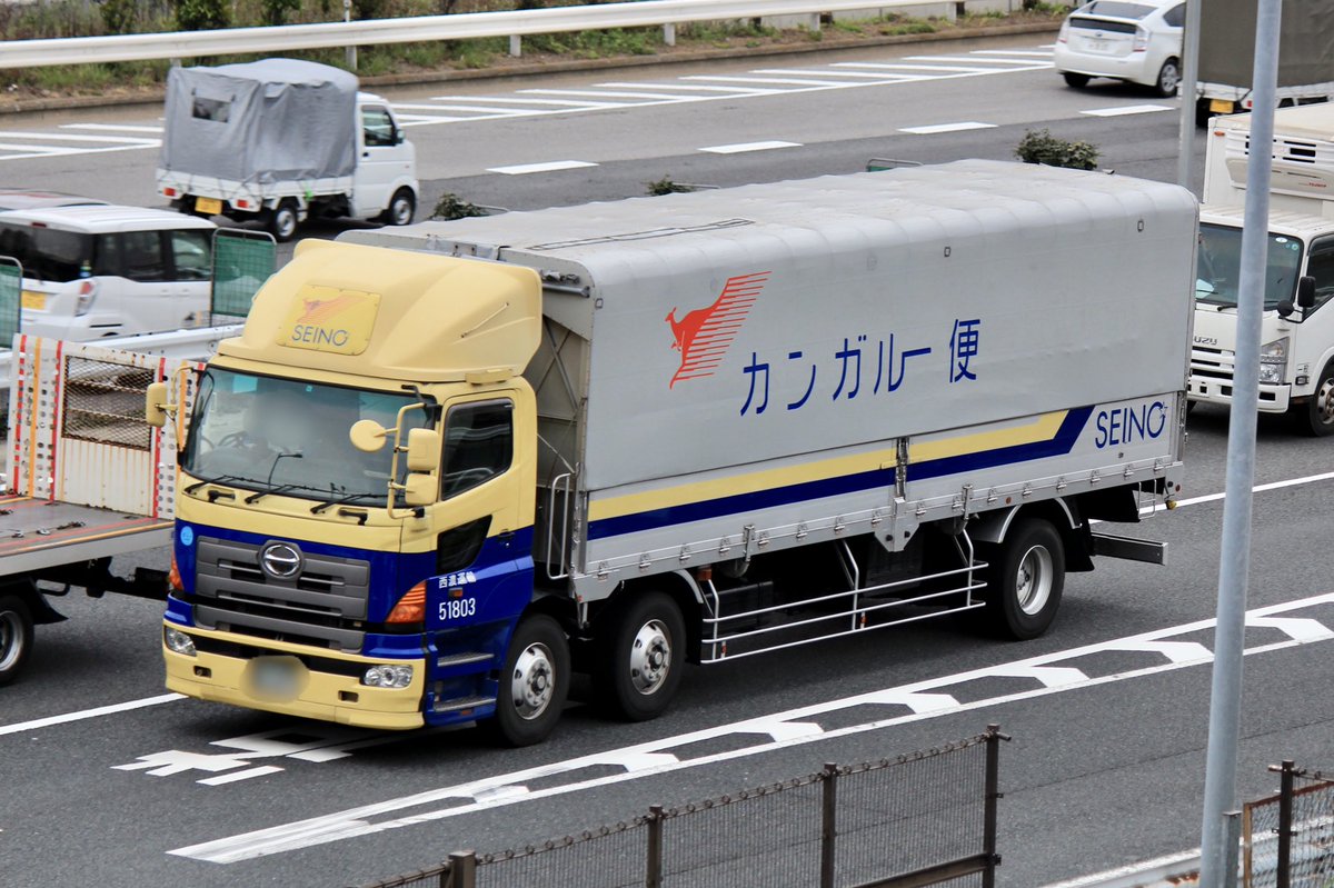わかしお 今日撮影した西濃運輸のトラック 東海西濃運輸 日野プロフィア 新型 西濃運輸 日野グランドプロフィア 前期 幌ウイング 濃飛西濃運輸 日野プロフィア 新型 三重西濃運輸 日野レンジャー 新型 西濃運輸も新型が増えてきましたね