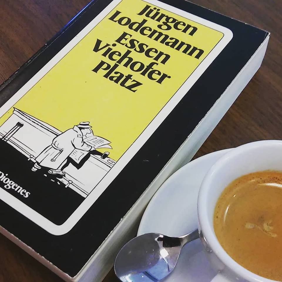 krimijahn's tweet photo. Kaeffchen mit Juergen und Langensiepen on location...
Wir sind hier.... 
#literaturgebietruhr  #wirsindliteraturgebietruhr 
https://t.co/OVD1Y0p3Wn https://t.co/QgnssXkRCB