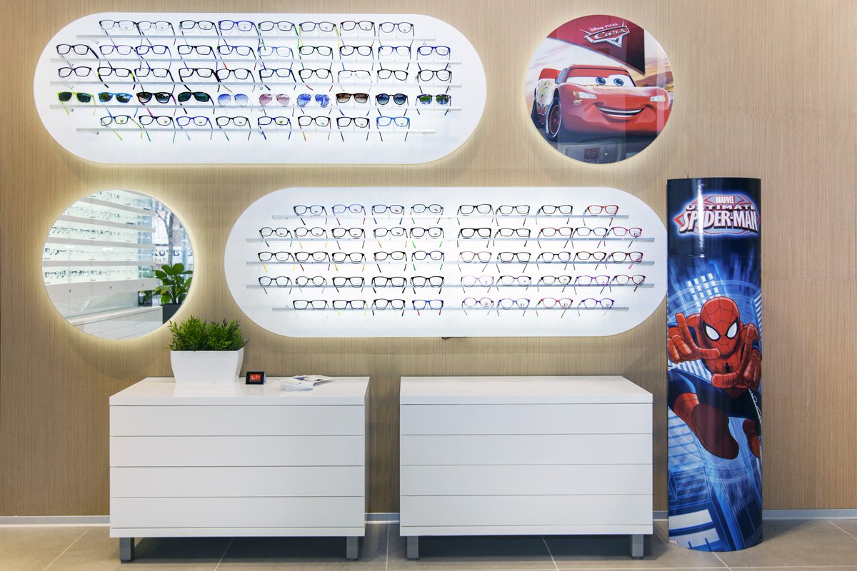 PresentaNova's tweet photo. Looking for display for kids? #opticaldisplays #opticalretail #kidseyewear #different https://t.co/4iuKloW6Sz