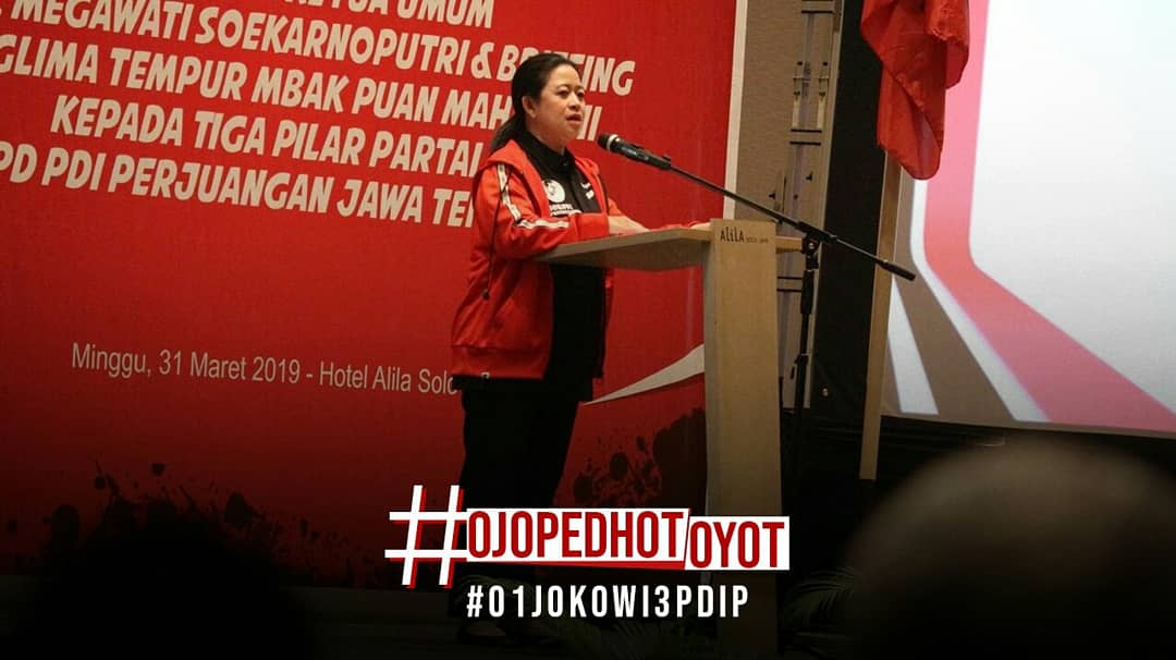 PDIP_Wonogiri's tweet photo. Gemblengan Ketua Umum Ibu Hj. Megawati Soekarnoputri dan Briefing Panglima Tempur Mbak Puan Maharani Kepada Tiga Pilar Partai DPD PDI Perjuangan Jawa Tengah. Hotel Alila Surakarta, (31/3/19).

#01Jokowi3PDIP 
#OjoPedhotOyot

@DPD_PDIP_JATENG @PDI_Perjuangan https://t.co/P8HPFSwZ6U