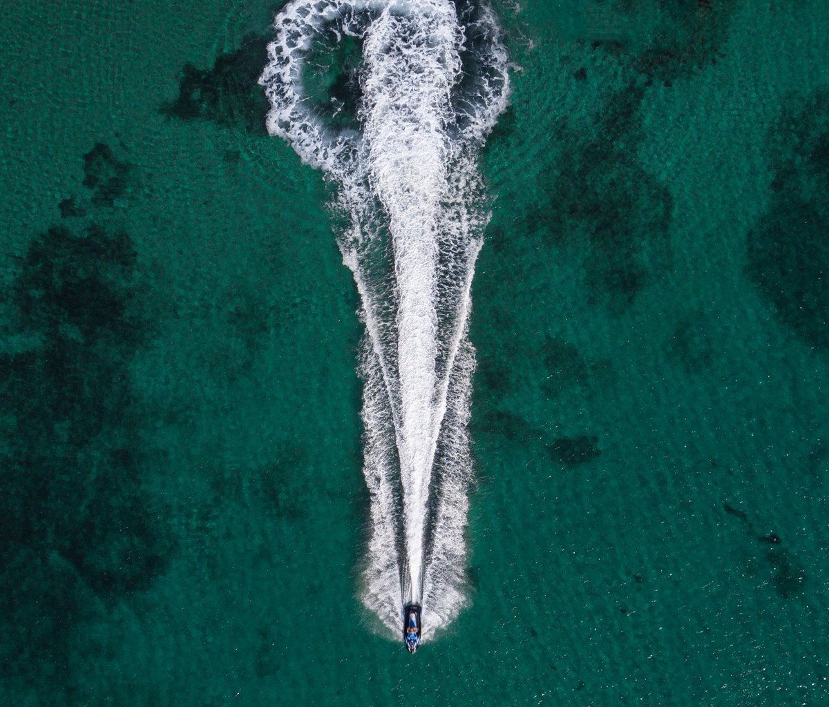 FlightWaveAero's tweet photo. The #FlightWave Edge’s swappable twist-lock #payloadsystem allows operators to fly multiple missions using a single aircraft, making it the perfect choice for #estuarineresearch. Read more from #MarineTechnology News. https://t.co/hCPEGo1Rw2 https://t.co/N1007stSuG