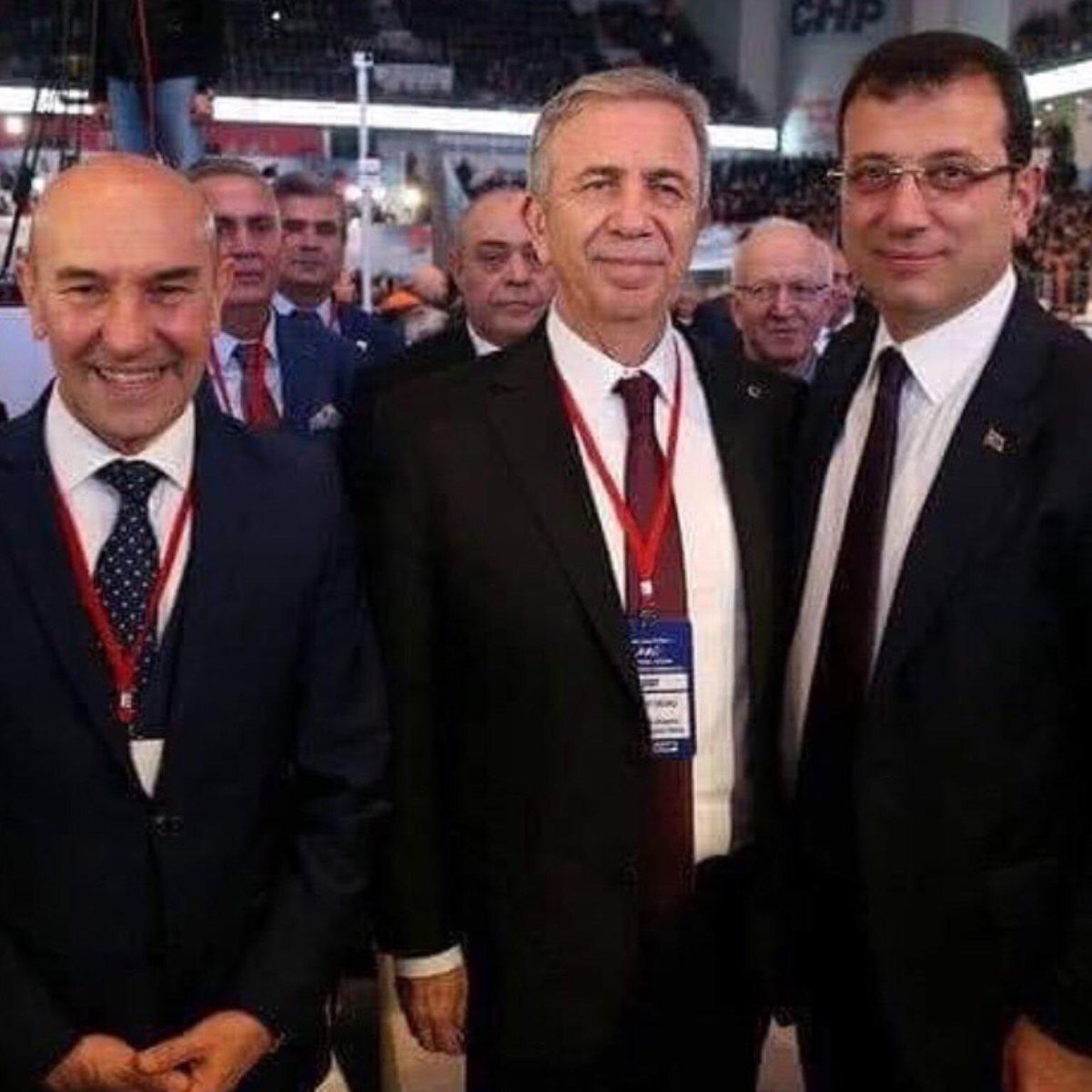 31 Martta sinir, kibir, hırs, öfke kaybetti.
Yalan, tehdit, hakaret, iftira iflas etti.
Dostluk,barış, kardeşlik söylemleri kazandı.
Türkiye kazandı.
#MartınSonuBaharOldu