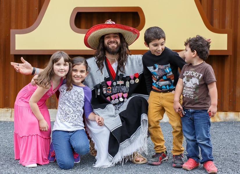 CascaronBash's tweet photo. #MondayMotivation  is to help provide our community and  children with access to #STEAM education. 

Please support our efforts and sponsor a table or purchase your tickets at https://t.co/MsS6bgPmid.

#cascaronbash19 #fiesta19 #fiesta4education https://t.co/XQRdURDyDe