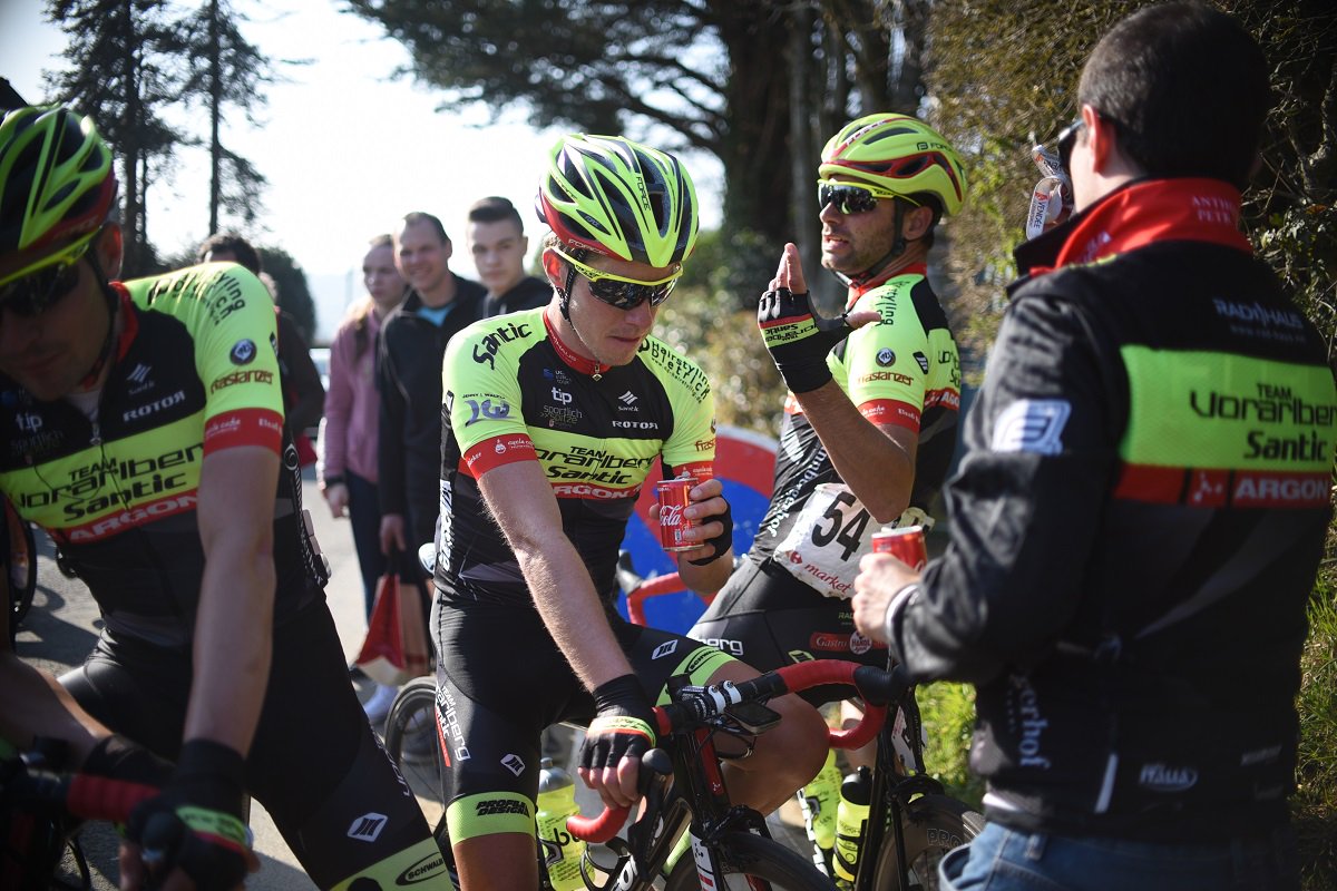 1200 harte Rennkilometer – Team Vorarlberg Santic Sprinter Jannik Steimle beschließt Tour du Normandie mit Rang neun auf Schlussetappe!
<a href="/Argon18bike/">Argon 18</a> <a href="/ROTOR_bike/">ROTOR_bike</a> <a href="/SanticCycling/">santic cycling</a> <a href="/Tannberger_Hof/">Hotel Tannbergerhof</a> <a href="/profile_design/">Profile Design</a> <a href="/MSE_Personal/">MSE Personal Service</a> <a href="/hotel_lungomare/">Hotel Lungomare</a> @HandlTyrol_