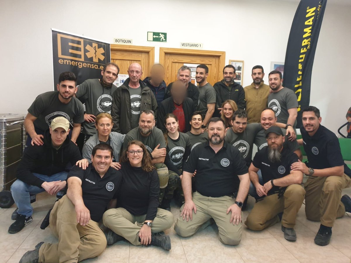 Emergensa's tweet photo. Otra edición más 
Enhorabuena a todos los Alumnos del FREHE XV 💪🏻 https://t.co/GVIWJdHIUI