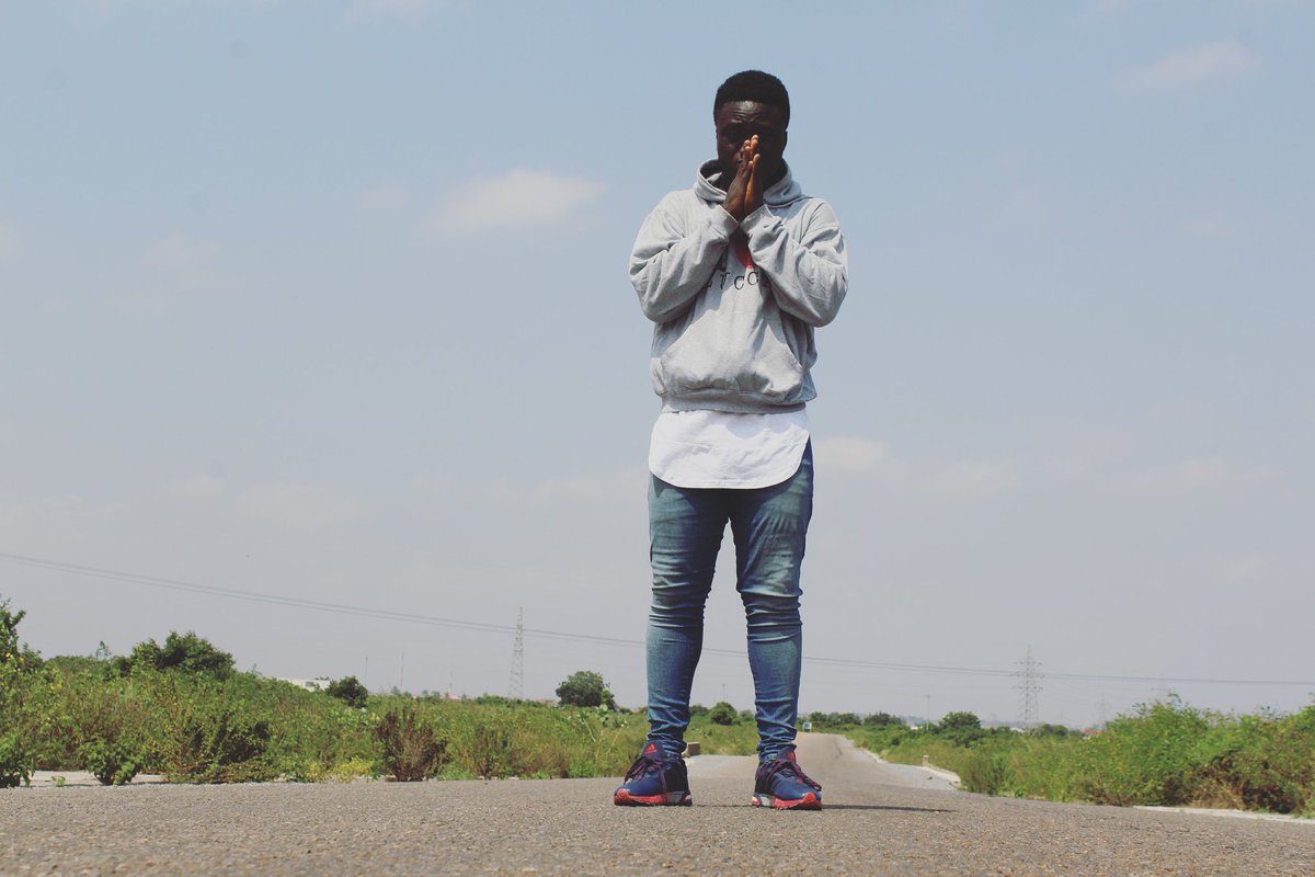 KhofiMcee_'s tweet photo. Happy New Month..
I'm very delighted to tell y'all 🇬🇭#Beyond_Limit🇯🇲 will be released on the 3rd of April which is my birthday ⚡🎶
#music #fvckyouchallange https://t.co/1VAX6eLS7i
