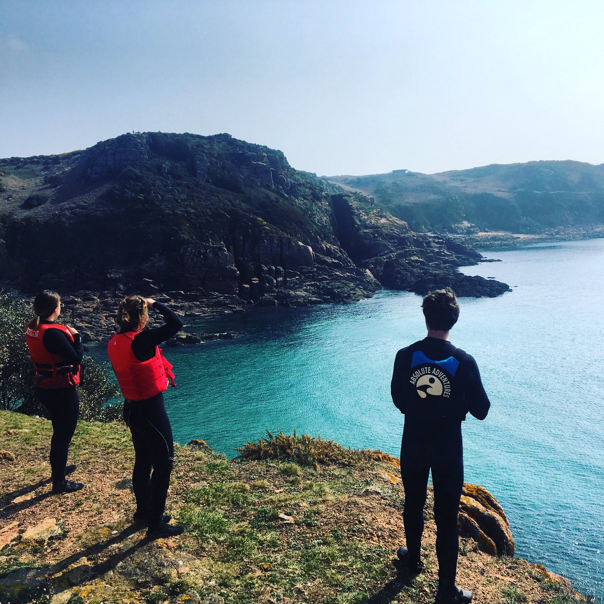 What a stunning Monday #spring is in full swing #theislandbreak <a href="/VisitJerseyCI/">Visit Jersey</a>