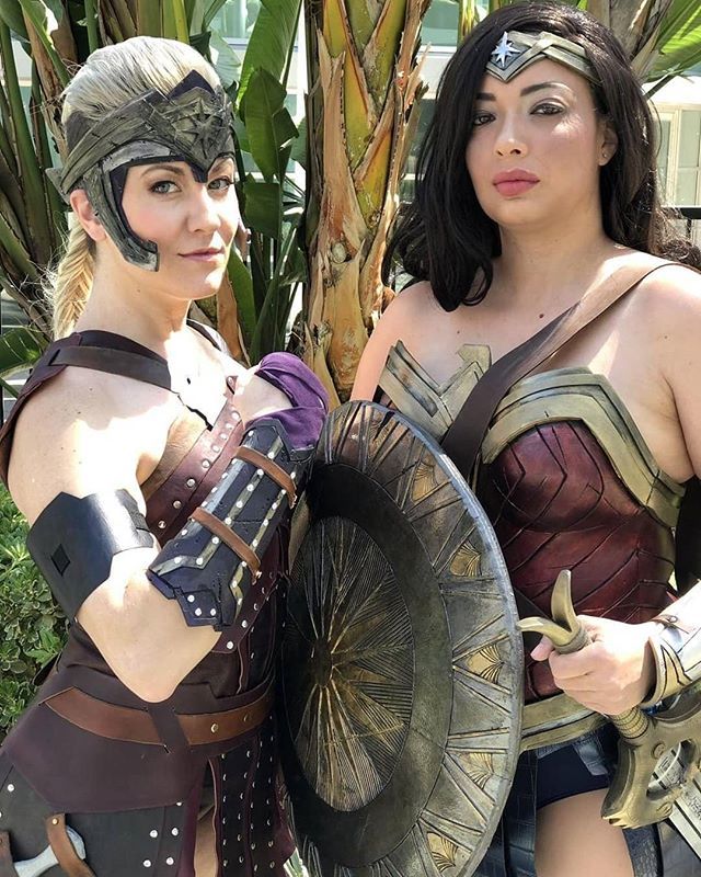 ShareMyCosplay's tweet photo. Another shot from #Wondercon2019! #Coslayers @pixel_stitcher & @jakurinu rocking their duo of #WonderWoman & #QueenHippolyta. #cosplay #dccomics #dceu
.
.
📸 @boba.fettography .
.
.
#fb #tb #sharemycosplay #wonderwomancosplay #ww84 #wondercon #comicbooks https://t.co/lm2W0m8yNN https://t.co/a4u8QHjxzG
