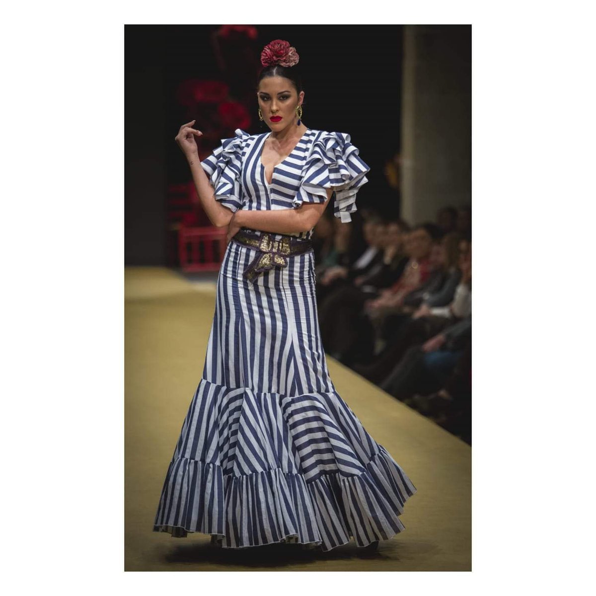 ¡Este diseño nos parece lo más! ✨✨

#Flamenka #Renacer  #rayas