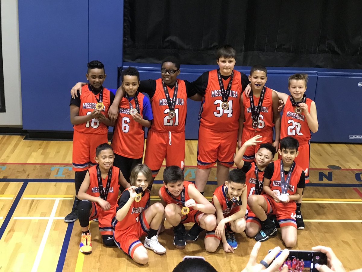 Super proud of these boys as well as everyone supporting them! Teamwork was on full display this past weekend as they stuck together through some tough games to capture gold at provincials! Well deserved, boys 🥇