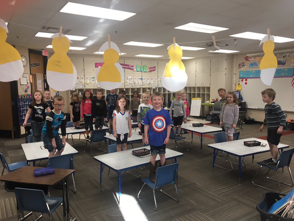 ilovekdg's tweet photo. Flood Drill!! #aprilfoolfun https://t.co/Bnw71fVH6I