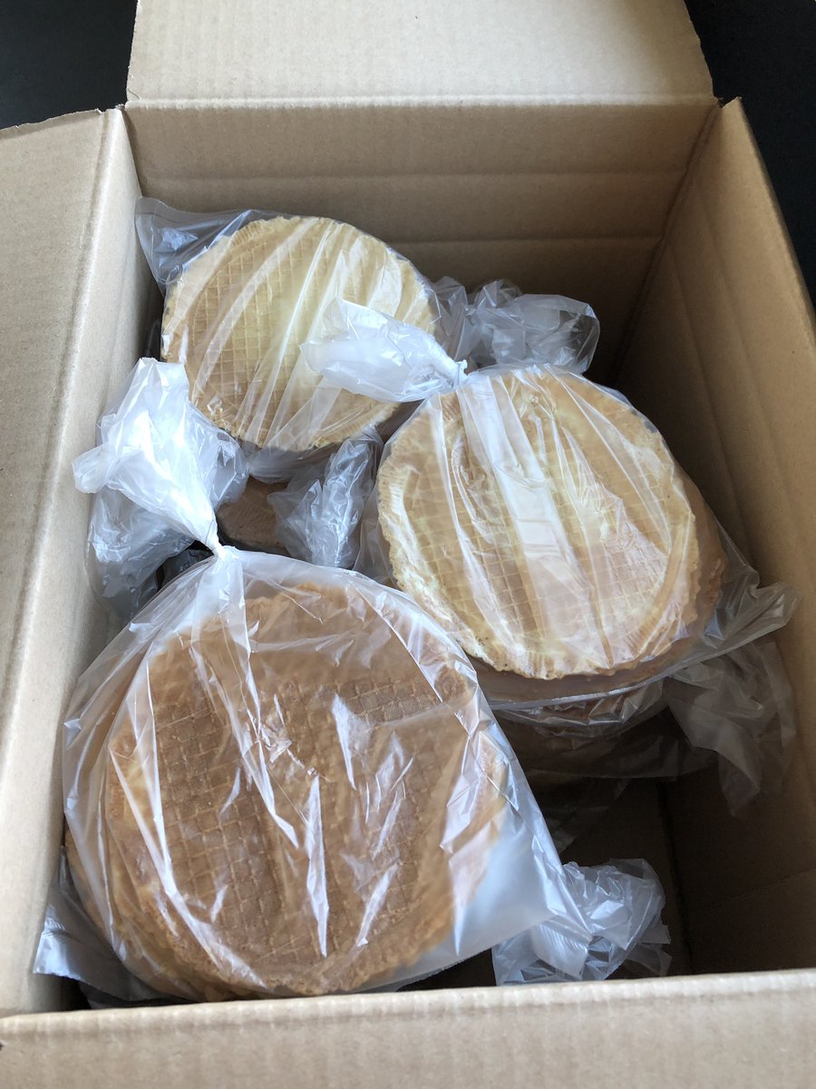 Mmm lekker hoor 😋De 1e doos binnen! Zaterdag as vanaf 13u te koop a €1,50 per zakje tijdens de rommelmarkt <a href="/dos46/">DOS'46/VDK Groep</a>