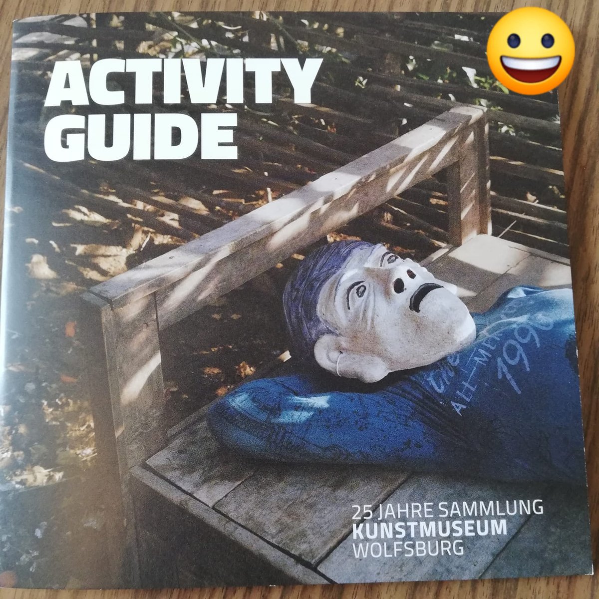 KunstmuseumWOB's tweet image. Wenn Ihr im Kunstmuseum seid, schnappt Euch einen Activity Guide! Kinder lernen spielerisch unsere Ausstellung NOW IS THE TIME kennen. Und auch toll: Erwachsene dürfen mitmachen 😉😀
#nowisthetime #kunstmuseumwolfsburg
