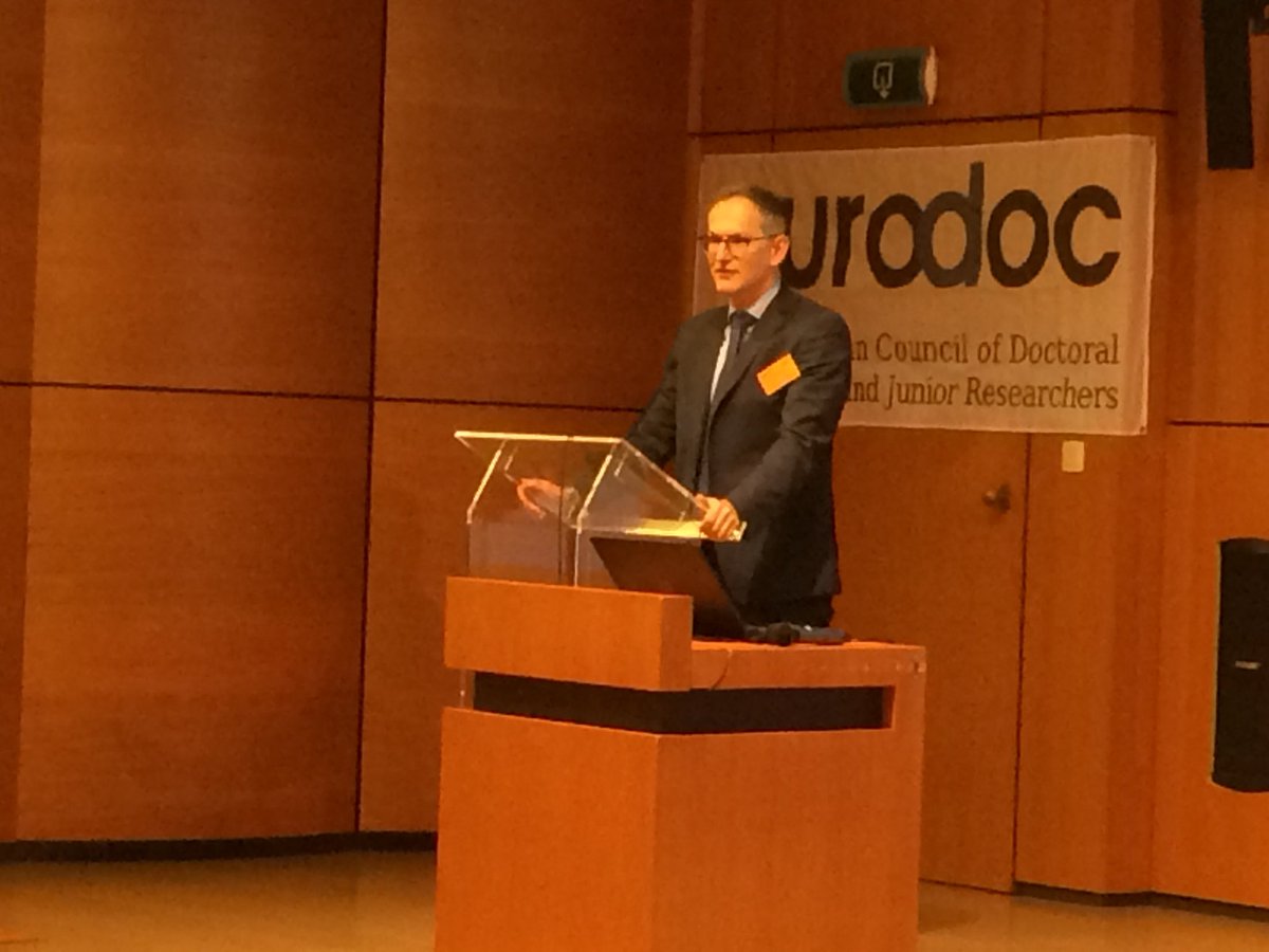 MarineLhomel's tweet photo. Here we go! @AHasgall from @EUACDE opens the #eurodocannualconf19 afternoon plenary sessions with the following question: « why is it important to do a doctorate in collaboration non-academic partners? » #doctoraleducation #Phdprofile #explore #outsideacademia https://t.co/iKE56bT4WQ