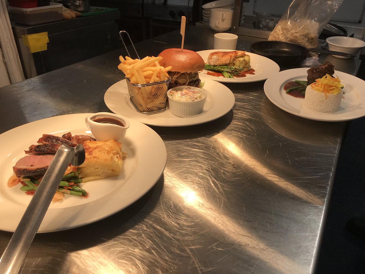 Balbirnie House tweet media