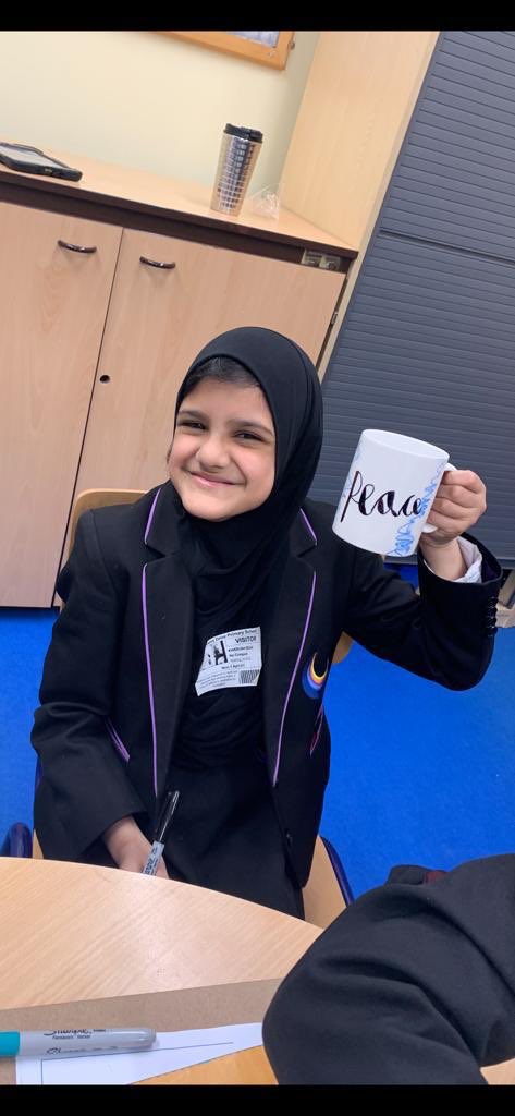 pmghs's tweet photo. The pupils demonstrate their artistic flair by designing their own mugs @qdprimaryschool #collaborativereading #literacyskills #pmghs https://t.co/aeUP6irkwv