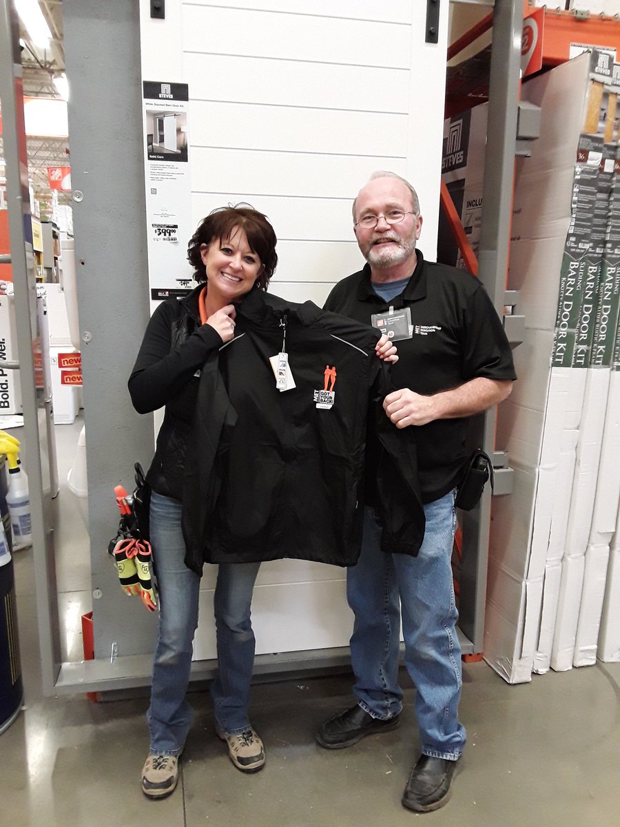 6583Met's tweet photo. Our March Got your back winner, Ty. Keeping us safe everyday! #safetyfirst https://t.co/Ke660sRxnG