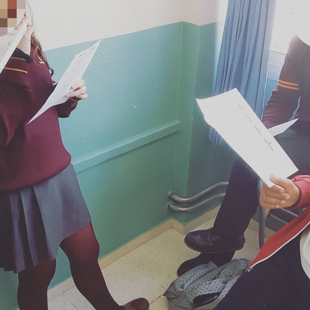 antonio_ascanio's tweet photo. #LecturaCompartida
#SharedReading
#AprendizajeCooperativo
#CabezasNumeradas
#GruposDeExpertos
#EnglishTeaching https://t.co/ShqoPowdWQ